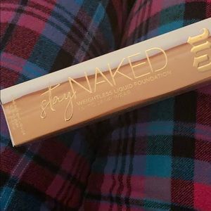 FULL SIZE URBAN DECAY FOUNDATION NIB
